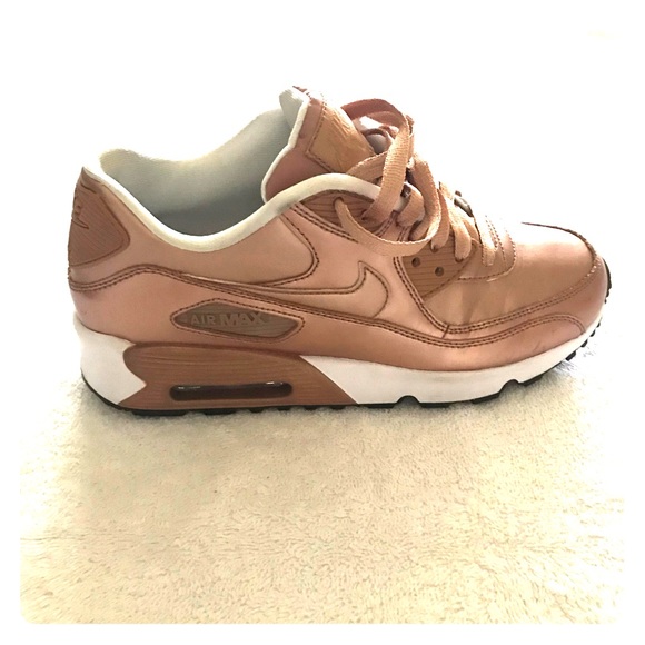 Nike Other - ❤️NIKE AIR❤️ gently used Kids shoes